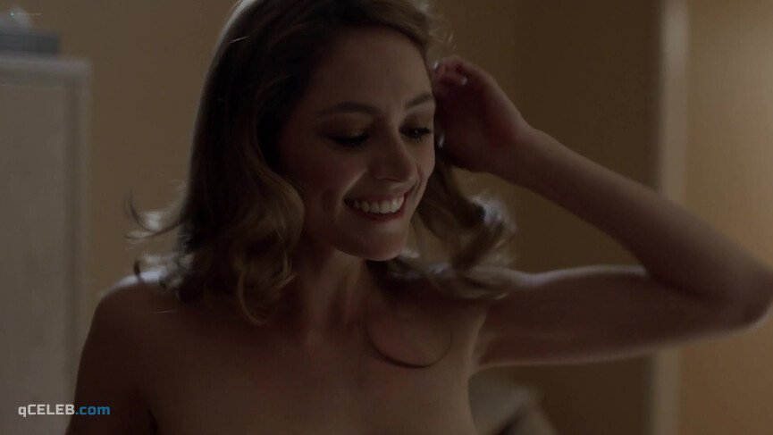 4. Elizabeth Masucci nude – The Americans s01e08 (2013)