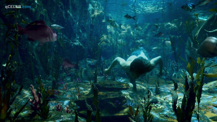 2. Susan Park nude – Snowpiercer s01e01 (2020)