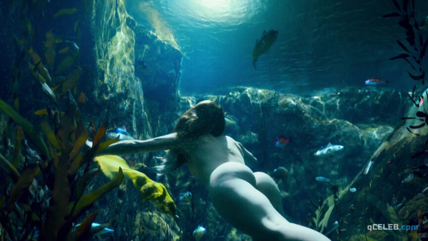 4. Susan Park nude – Snowpiercer s01e01 (2020)
