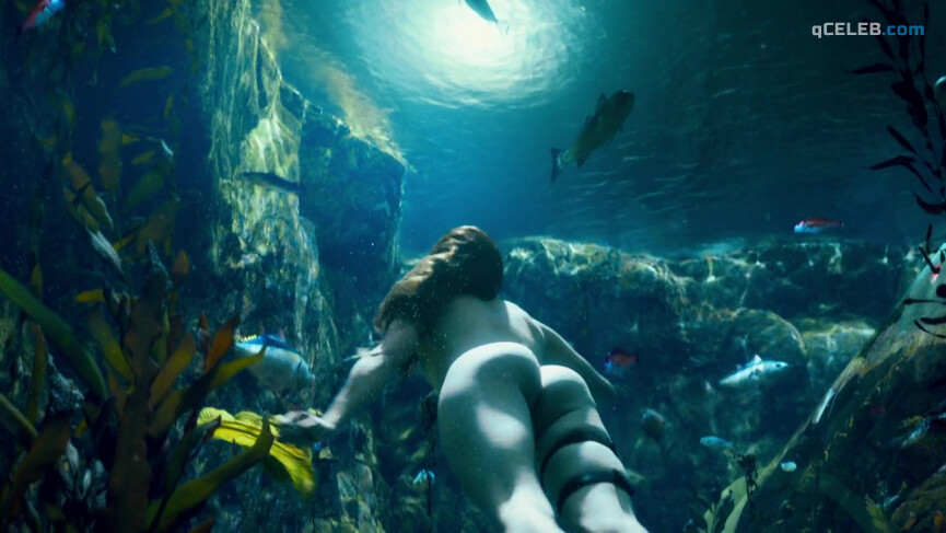 5. Susan Park nude – Snowpiercer s01e01 (2020)