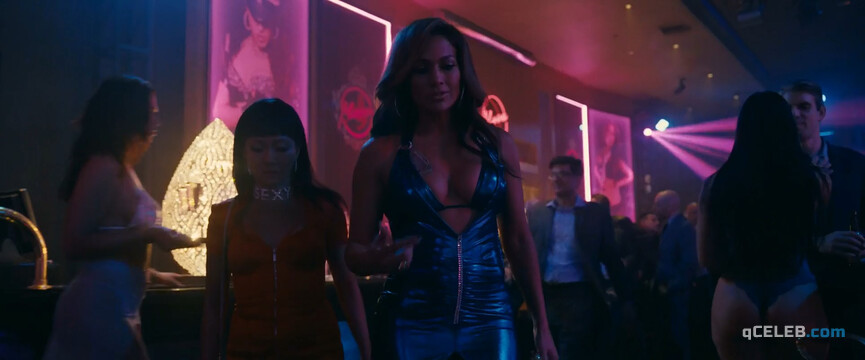 32. Jennifer Lopez sexy, Constance Wu sexy, Julia Stiles sexy, Cardi B sexy – Hustlers (2019)