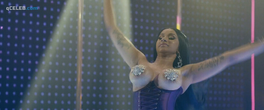 7. Jennifer Lopez sexy, Constance Wu sexy, Julia Stiles sexy, Cardi B sexy – Hustlers (2019)