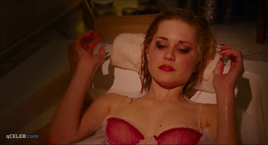 9. Alison Lohman sexy, Gina Gershon sexy, Nicole Vicius sexy – Delirious (2006)