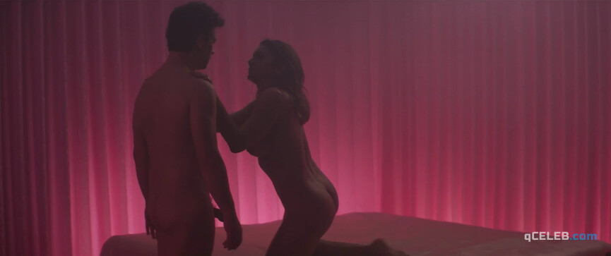 11. Dira Paes nude – Divine Love (2019)