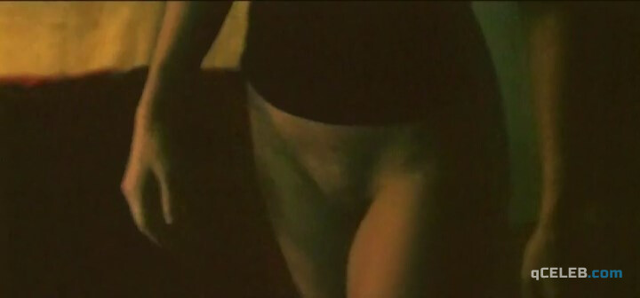 2. Scarlett Anderson nude – Extremism Breaks My Balls (2000)