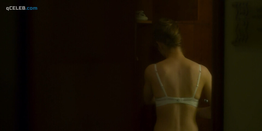 2. Lou de Laage nude – White as Snow (2019)