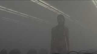 Lilli Lorenz nude – Luz (2018)