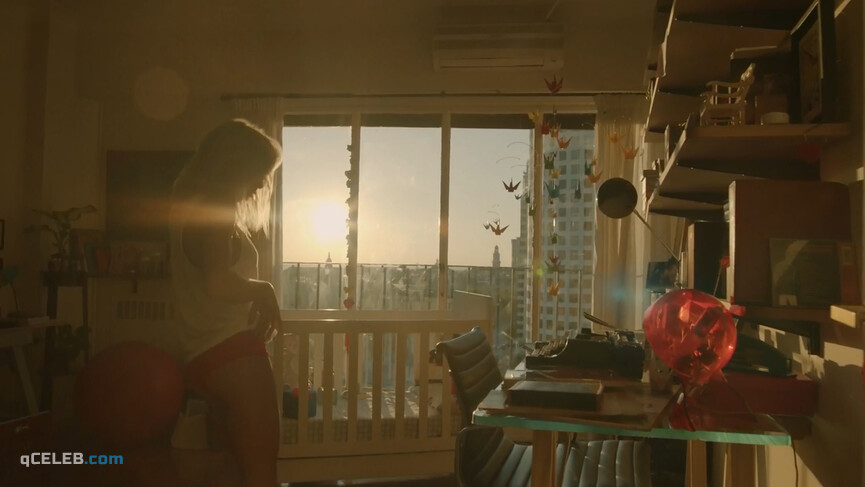 2. Justina Bustos sexy – Madly (2016)