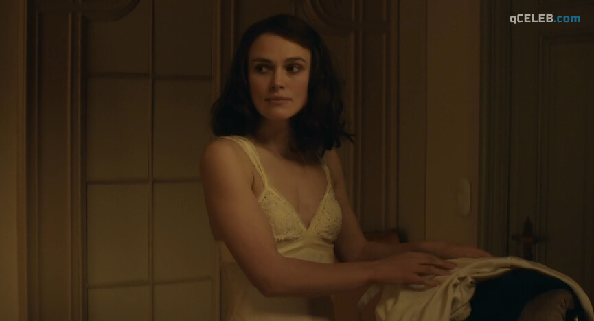2. Keira Knightley nude – The Aftermath (2019)