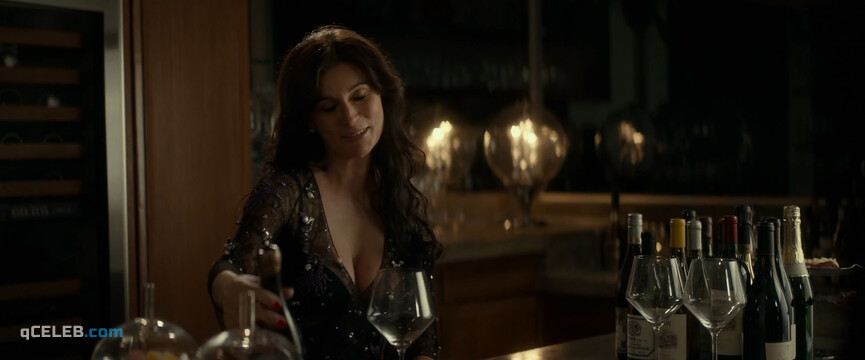 2. Emily Ratajkowski sexy – Lying and Stealing (2019)