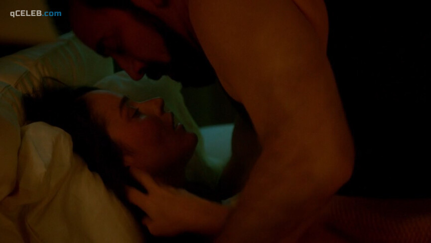 3. Robin Tunney nude – Looking Glass (2018)