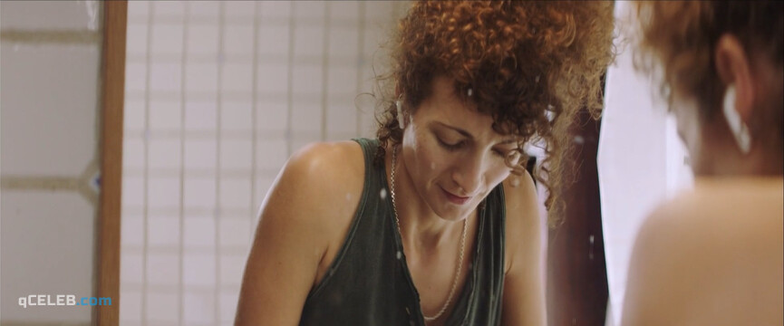 3. Irene Anula sexy – Insuficiente (2017)