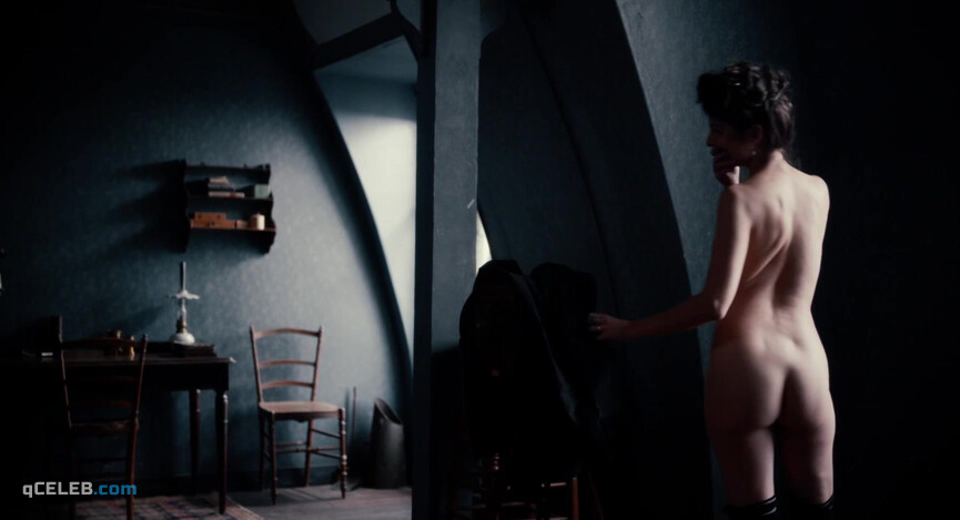 21. Noémie Merlant nude – Curiosa (2019)