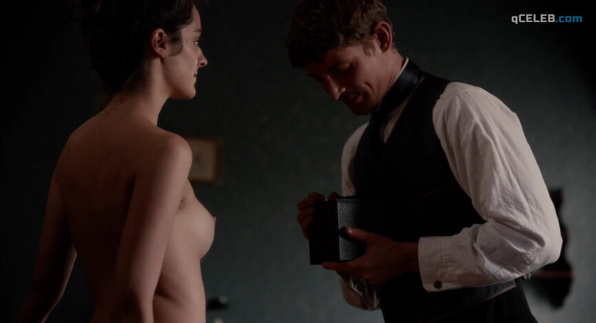 6. Noémie Merlant nude – Curiosa (2019)