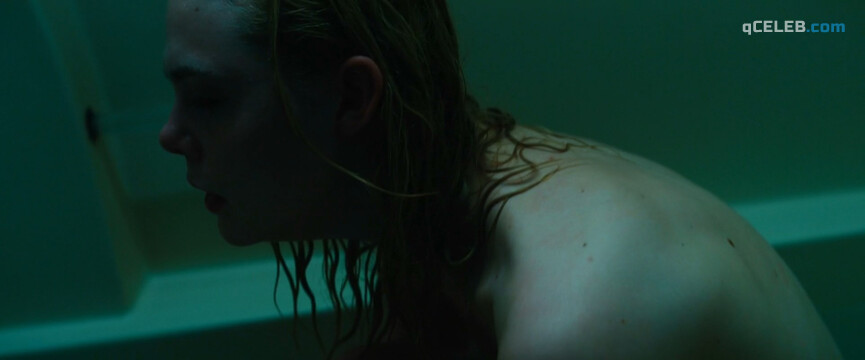 2. Elle Fanning sexy – Galveston (2018)