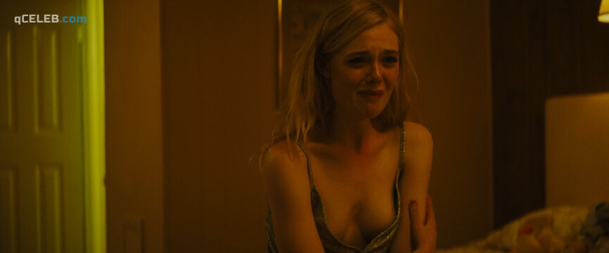 5. Elle Fanning sexy – Galveston (2018)