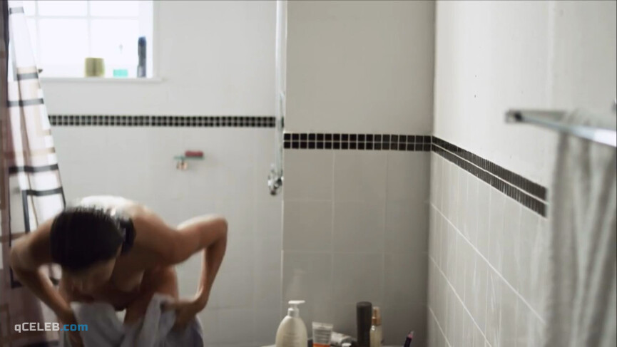 7. Babi Fernandes nude – Espelho (2013)