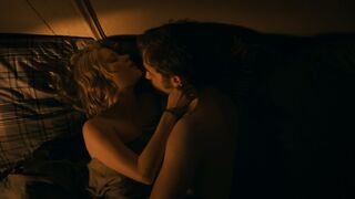 Emilie De Ravin sexy – Remember Me (2010)