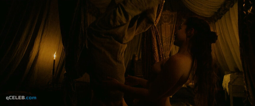 4. Florence Pugh nude – Outlaw King (2018)