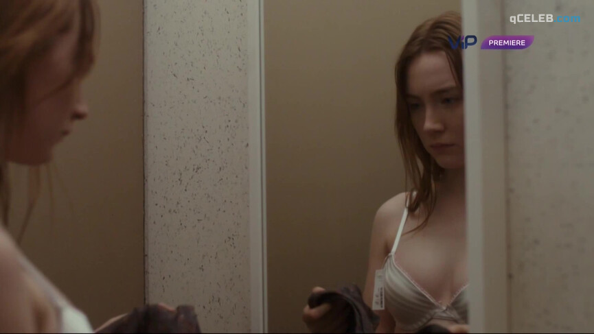 2. Saoirse Ronan sexy – Stockholm, Pennsylvania (2015)