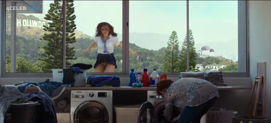 12. Joey King sexy – The Kissing Booth (2018)