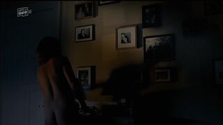 Aglaia Szyszkowitz nude – Einsatz in Hamburg (2007)