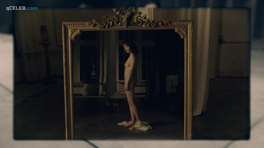 5. Amanda Seyfried nude – Anon (2018)