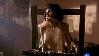 Laura Bayonas nude – Tierno verano de lujurias y azoteas (1993)