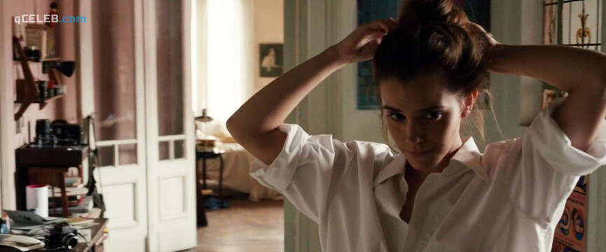 2. Emma Watson sexy – Colonia (2015)