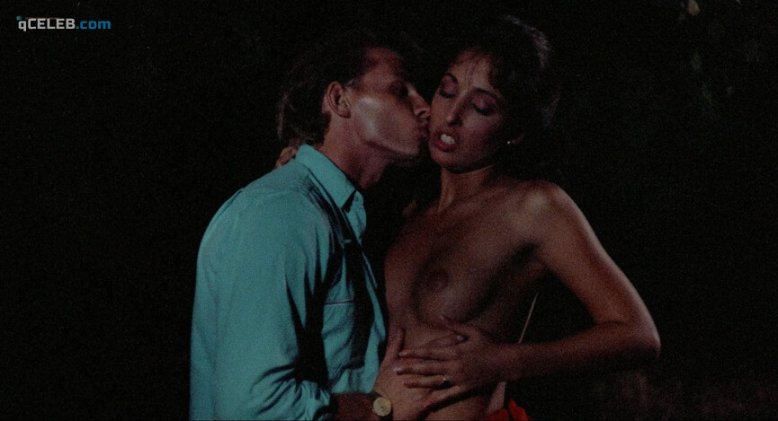 3. Amber Lynn nude, Crystal Breeze nude, Jody Swafford nude – Evils of the Night (1985)
