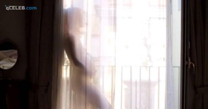 2. Isabella Ragonese nude – There Is a Light (2017)