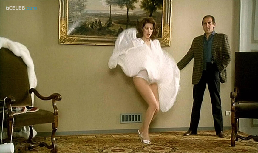 3. Edwige Fenech nude – Ace (1981)