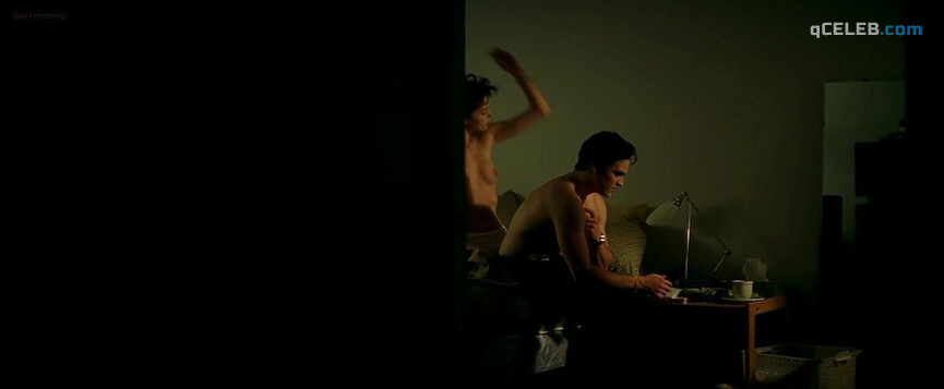 1. Charlize Theron nude – The Yards (2000)