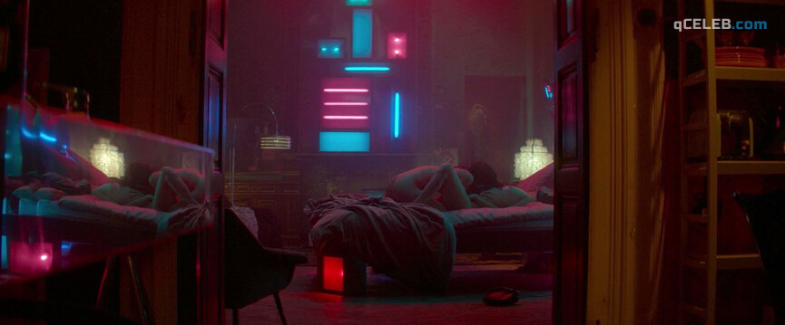 12. Charlize Theron nude, Sofia Boutella nude – Atomic Blonde (2017)