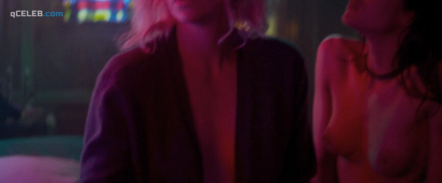 13. Charlize Theron nude, Sofia Boutella nude – Atomic Blonde (2017)