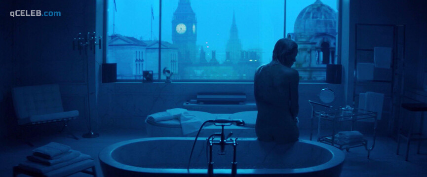 2. Charlize Theron nude, Sofia Boutella nude – Atomic Blonde (2017)