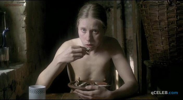 1. Katariina Unt nude – Somnambulance (2003)