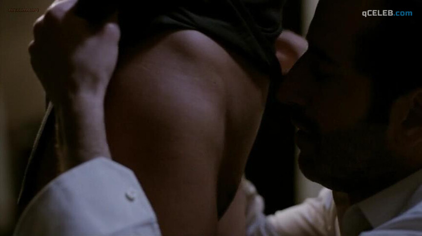 2. Irene Jacob nude, Mimosa Campironi nude – Fallen Heroes (2007)