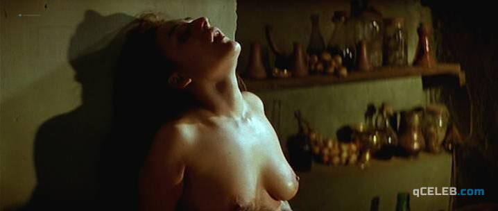2. Maribel Verdu nude, Candela Pena nude, Penelope Cruz sexy – La Celestina (1996)