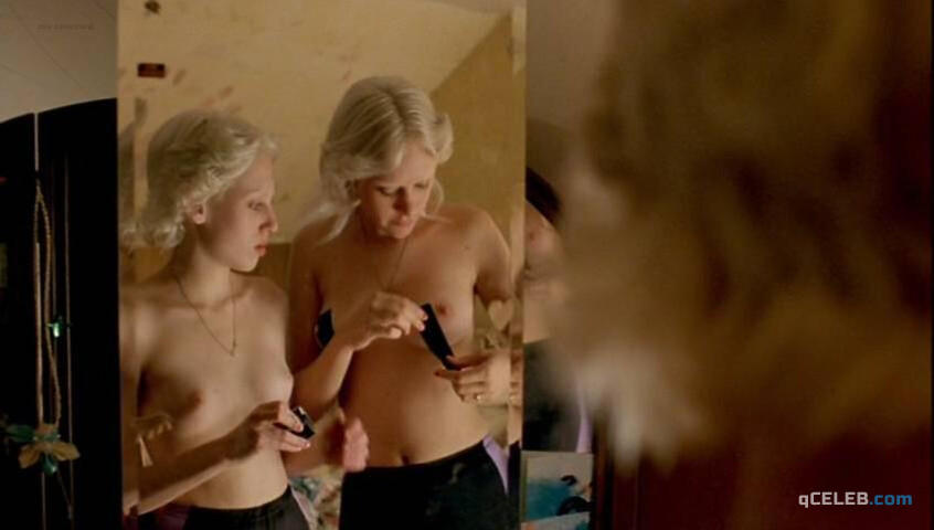 3. Chloe Sevigny nude, Carisa Glucksman nude – Gummo (1998)