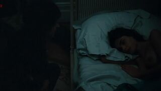 Elisa Sednaoui nude – Bus Palladium (2010)