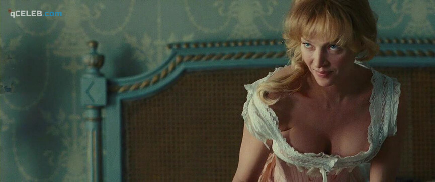 1. Uma Thurman sexy – Bel Ami (2012)