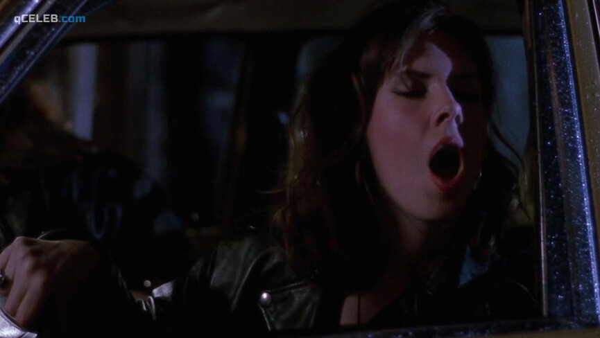 3. Victoria Bastel nude, Frankie Thorn nude, Bianca Hunter sexy – Bad Lieutenant (1992)