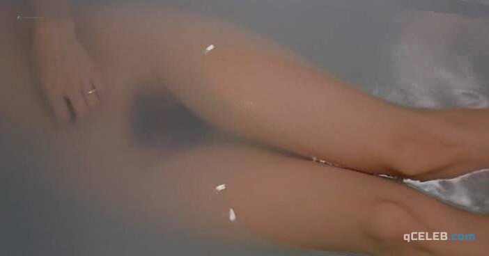 1. Tricia Vessey nude, Beatrice Dalle nude, Florence Loiret Caille nude – Trouble Every Day (2001)