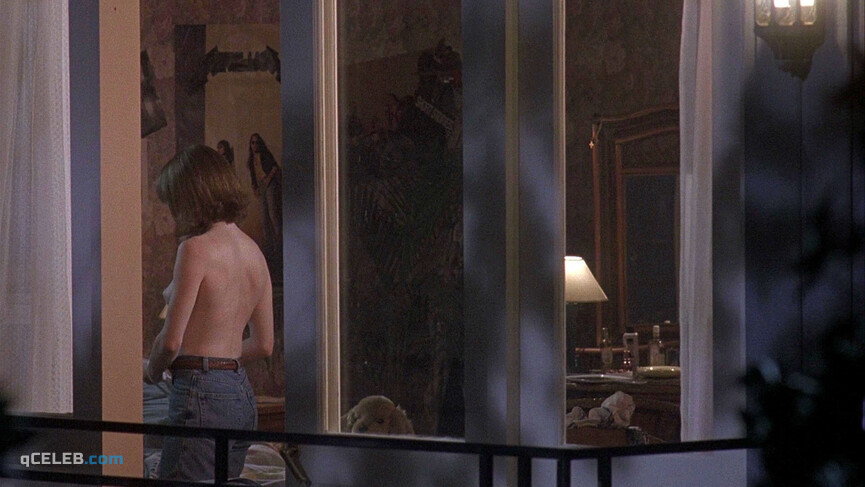 2. Amy Hargreaves nude – Brainscan (1994)