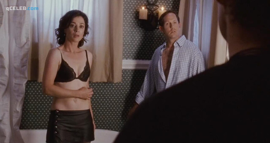 3. Moira Kelly sexy, Nina Kaczorowski sexy – Two Tickets to Paradise (2008)