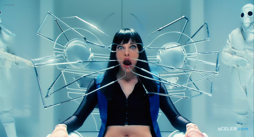 1. Milla Jovovich nude – Ultraviolet (2006)