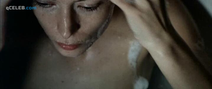2. Maria Kraakman nude – Guernsey (2005)