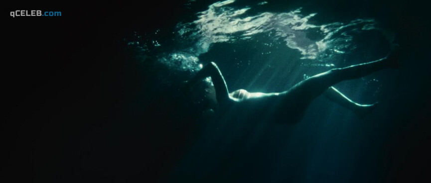 2. Kristen Stewart sexy – The Runaways (2010)