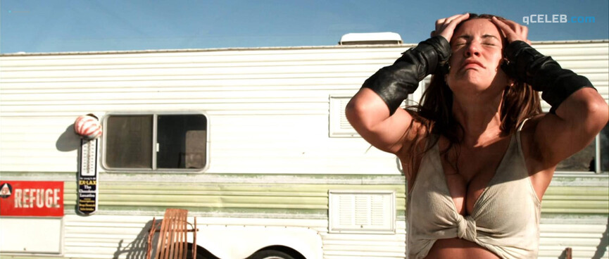 3. Julia Voth sexy, Erin Cummings sexy, America Olivo sexy – Bitch Slap (2009)